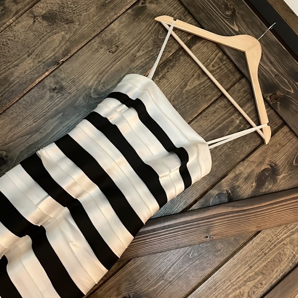 BCBG Maxazria Strapless Dress - Picture 2 of 6